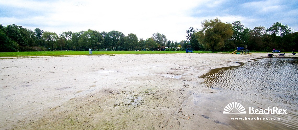 Netherlands - Friesland -  Leeuwarden - Strand Lytse Wielen