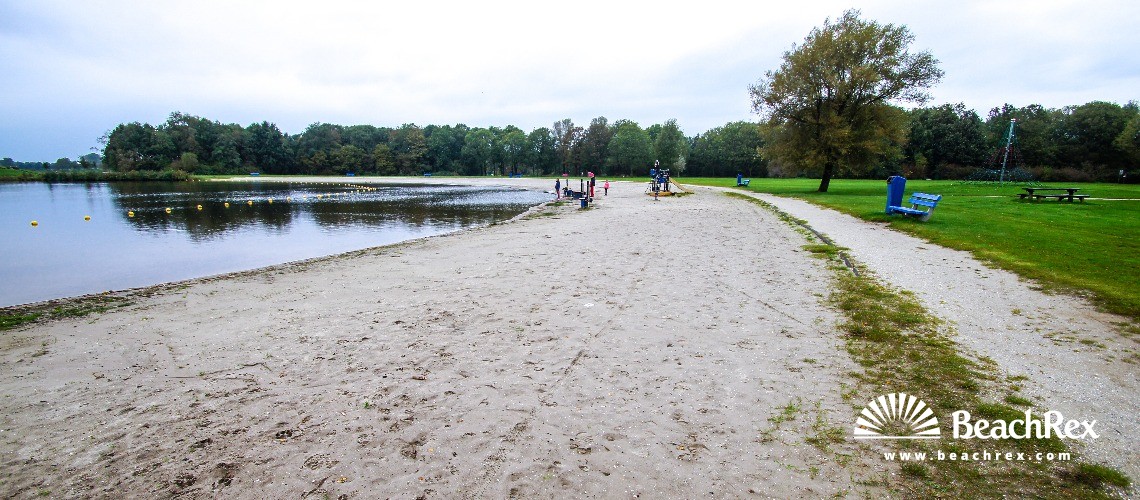 Netherlands - Friesland -  Leeuwarden - Strand Lytse Wielen