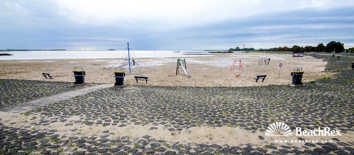 Netherlands - Friesland -  Lemmer - Lemsterstrand