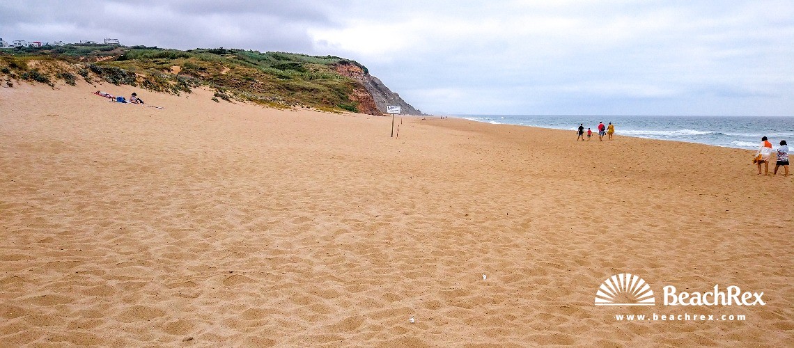 Portugal - Lisboa -  Lourinhã - Praia Areal Sul