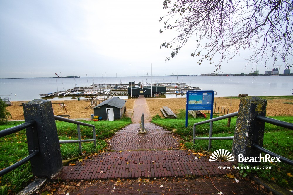 Niederlande - NoordHolland -  Muiderberg - Strand Muiderberg