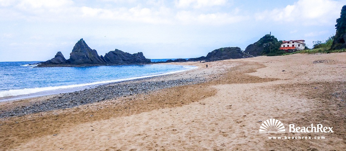 Spanien - País Vasco -  Mutriku - Playa Saturraran 