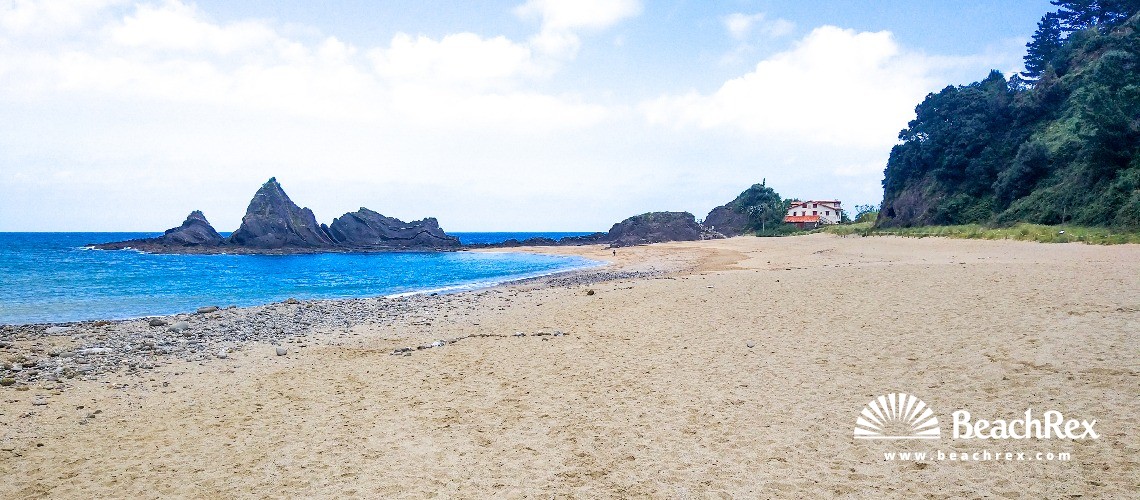 Spanien - País Vasco -  Mutriku - Playa Saturraran 