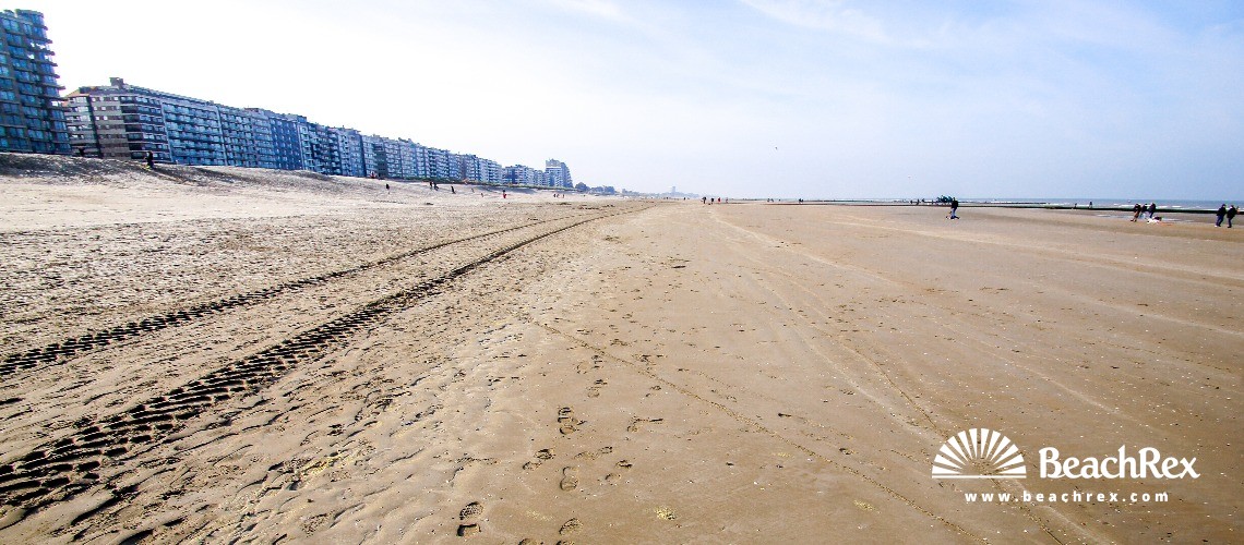 Belgium - WestVlaanderen -  Nieuwpoort - Strand Nieuwpoort Bad