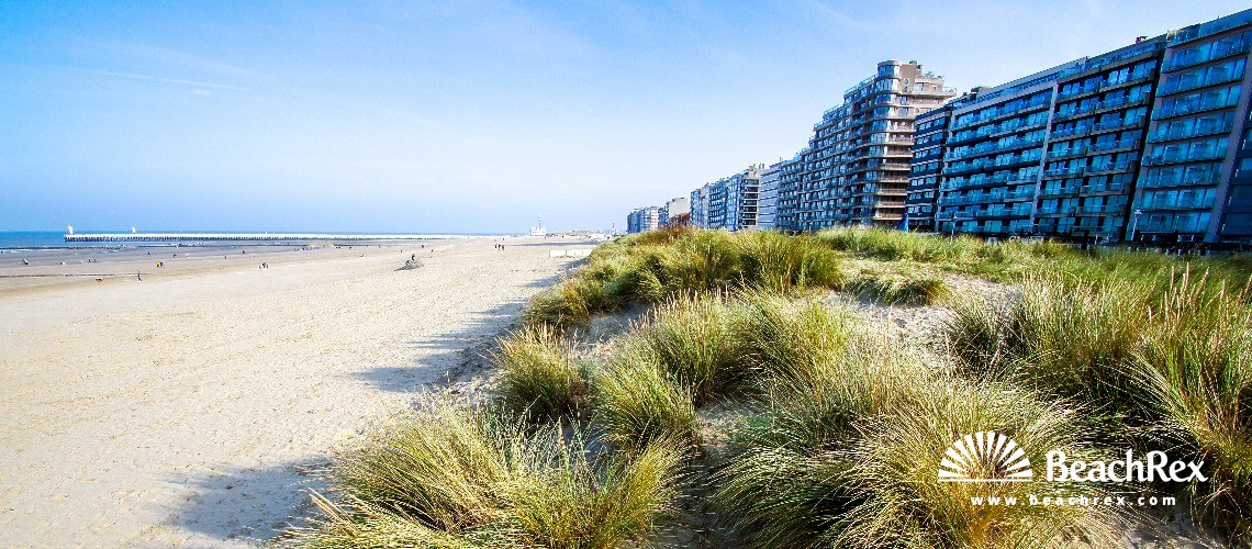 Belgium - WestVlaanderen -  Nieuwpoort - Strand Zonnebloem
