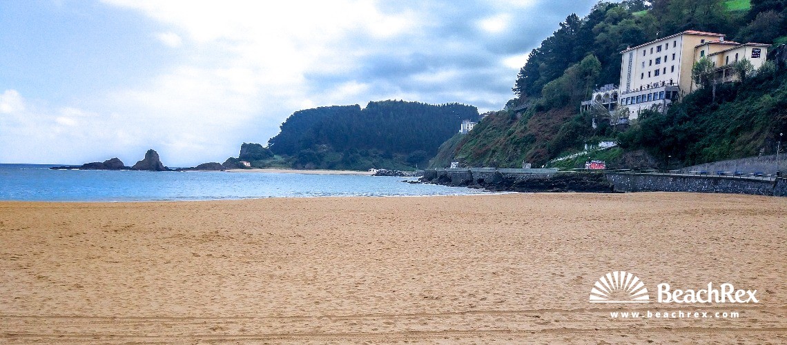 Espana - País Vasco -  Ondarroa - Playa de Arrigorri