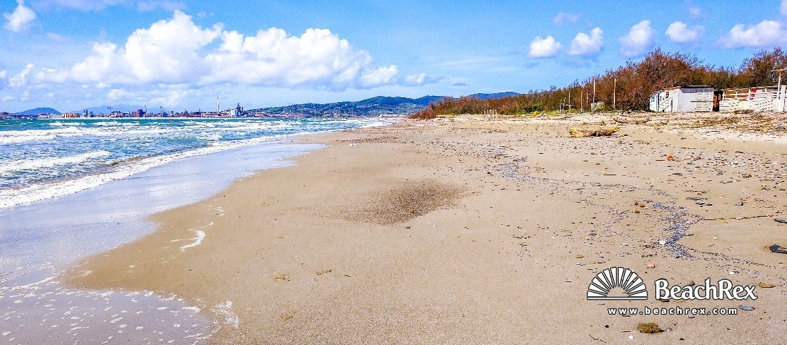 Italia - Toscana -  Piombino - Spiaggia Quagliodromo