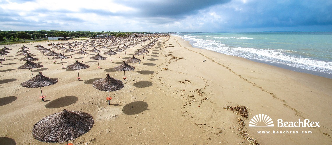 Albania - Durrës -  Plazhi San Pietro - Plazhi Gjiri i Lalëzit 1