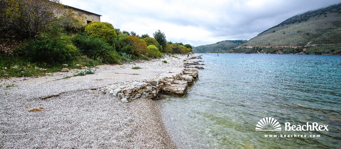 Albania - Vlorë -  Porto Palermo - Plazhi Porto Palermos 2