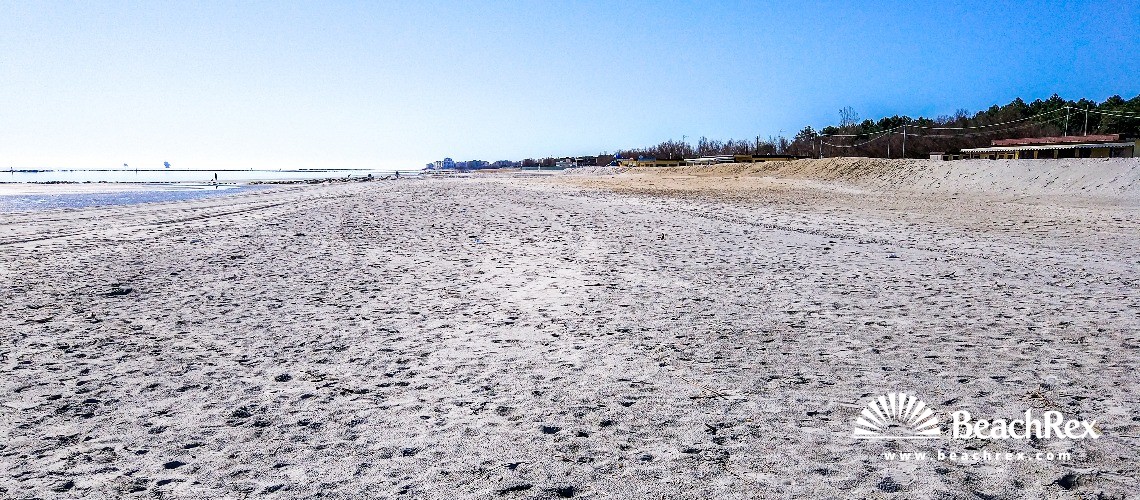 Italy - EmiliaRomagna -  Ravena - Beach Lido Adriano