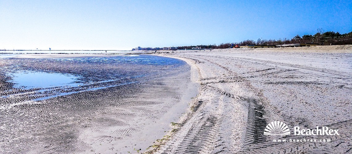 Italy - EmiliaRomagna -  Ravena - Beach Lido Adriano
