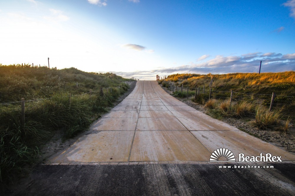 Netherlands - ZuidHolland -  's-Gravenzande - Strand Slag Beukel