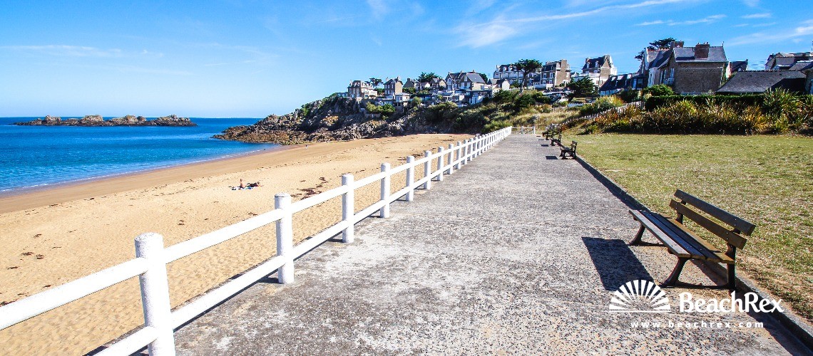 france - Bretagne -  Saint-Malo - Plage du val