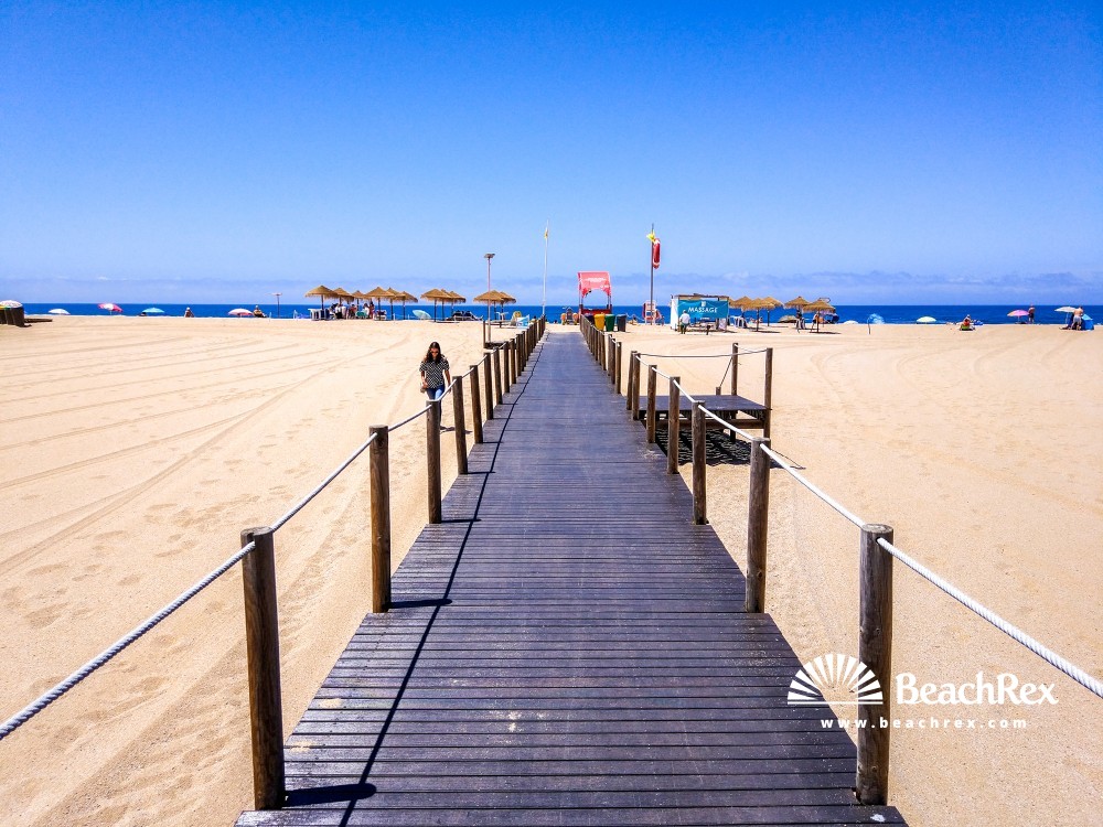 Portugal - Lisboa -  Santo Isidoro - Praia de São Lourenço