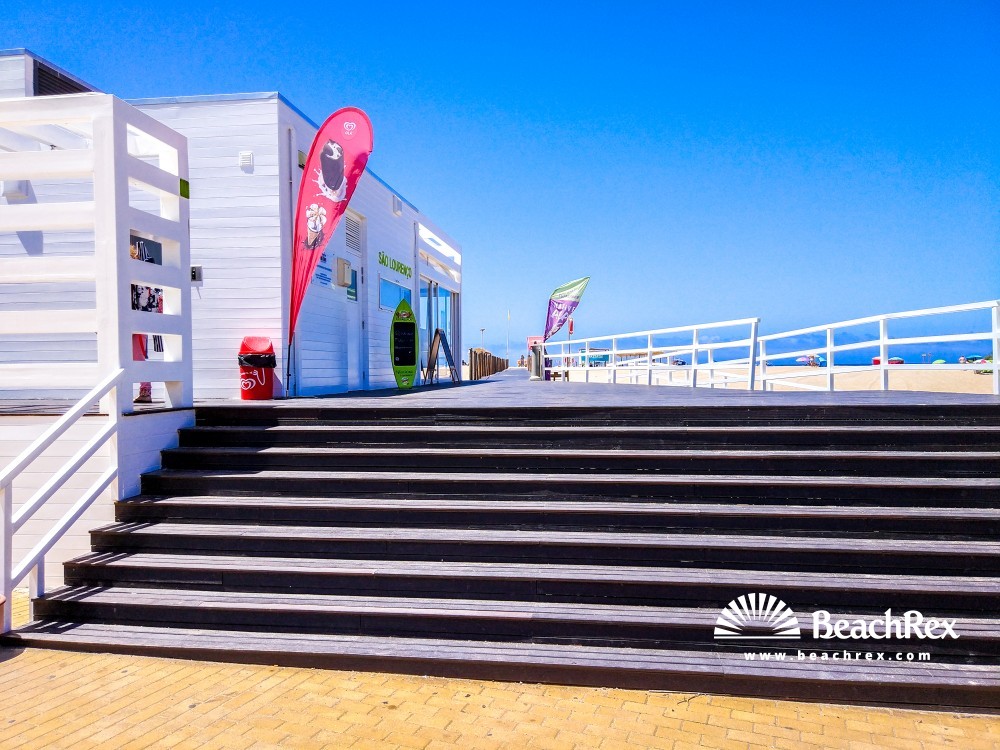 Portugal - Lisboa -  Santo Isidoro - Praia de São Lourenço