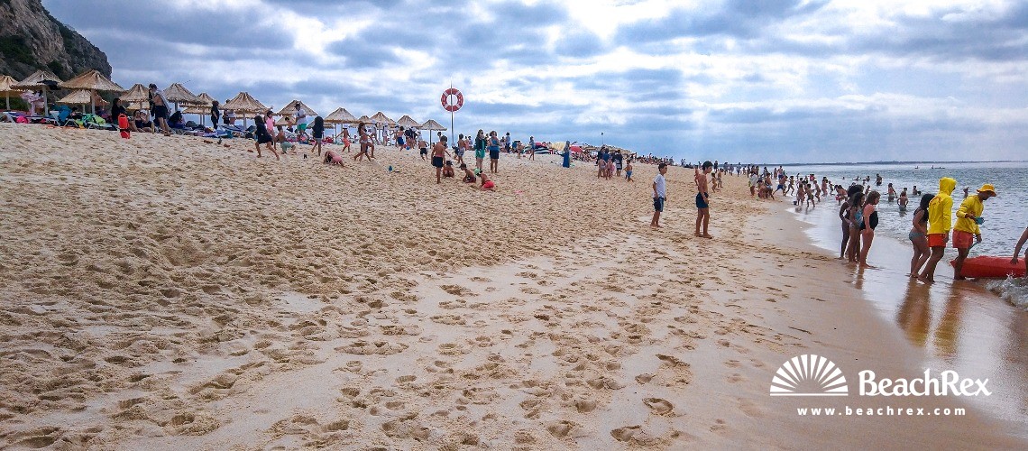 Portugal - Setubal -  Setubal - Praia da Figueirinha