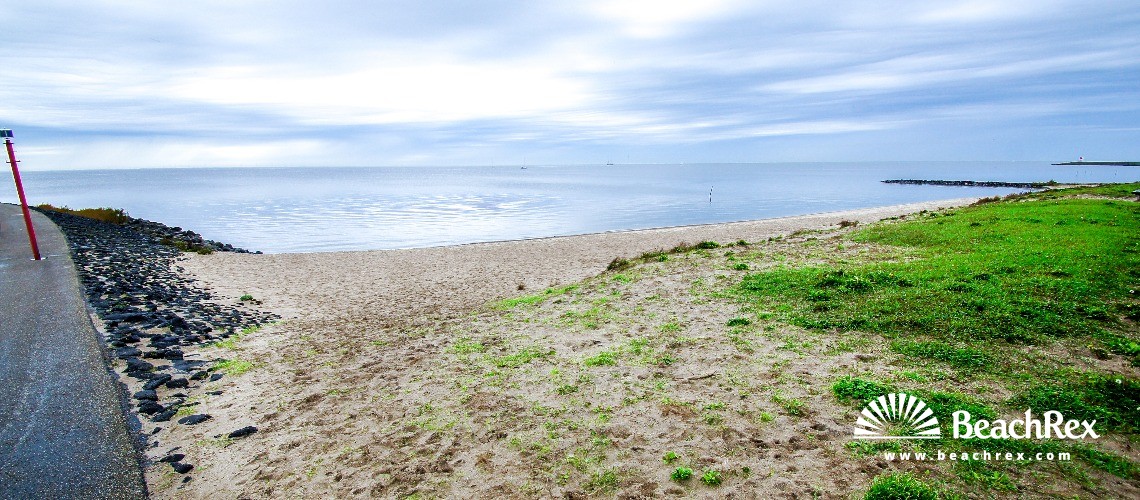 Netherlands - Friesland -  Stavoren - Strand Stavoren