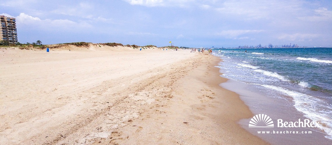 Spain - Valencia -  Valencia - Platja de la Garrofera