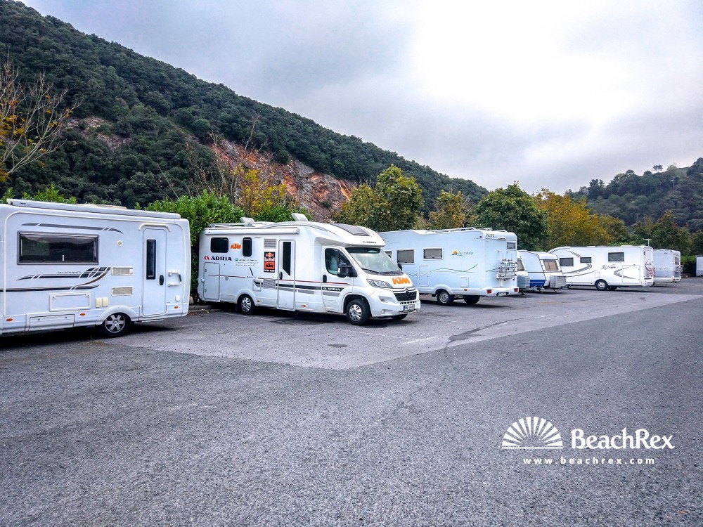 Spain - País Vasco -  Zumaia - Playa Itzuran