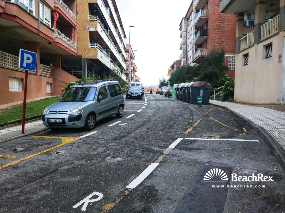 Spain - País Vasco -  Zumaia - Playa Itzuran
